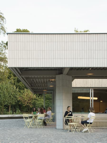 SJK Pavillion Bistro Ferdinand